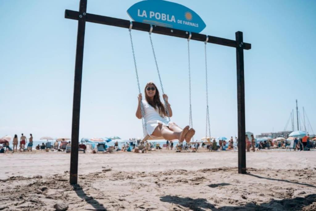 Coqueto Apartamento De Playa Con Piscina Y Terraza Валенсия Екстериор снимка