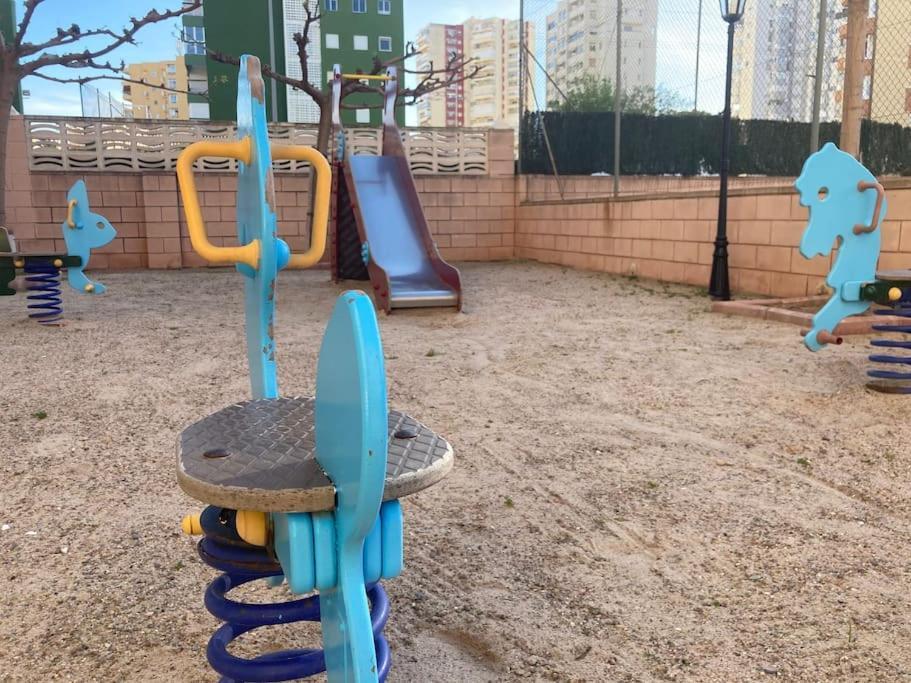 Coqueto Apartamento De Playa Con Piscina Y Terraza Валенсия Екстериор снимка